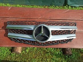 Gril Mercedes glk