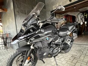 Predám BMW GS 1250 5/2022 25000 km Triple Black