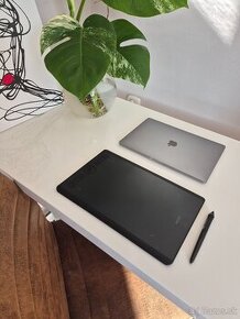 Wacom Intuos Pro M