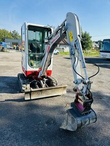 Pásove rypadlo Takeuchi TB 216 2t