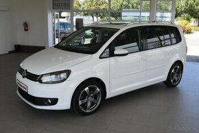 Volkswagen Touran 2,0 TDI, Highline,DSG,navigace - 1