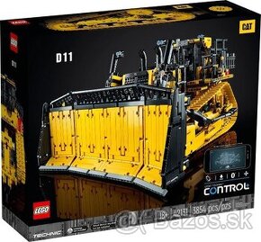 LEGO Technic 42131 Buldozér Cat D11