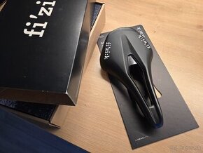 Fizik Vento Argo R5 sedlo, 150 mm