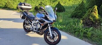 YAMAHA FZ6-S, 72 KW, r.v. 2005