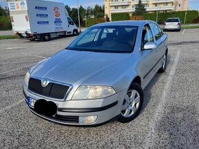 Škoda octavia 2 Tour 1.6 FSI - 1