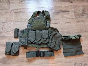 Chest rig + výbava