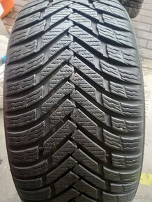 Nokian 225/45R17