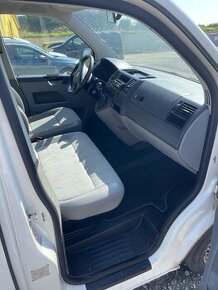 VW Volkswagen Transporter T5 2.5 TDI