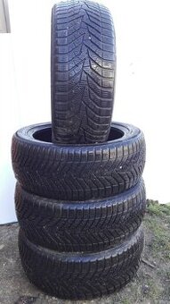 Predám 4 jazdené zimné Yokohama Wdrive 225/45 R17