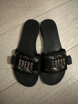 Šľapky Guess + zdarma balík veci