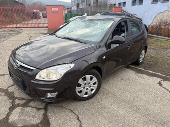 Hyundai i30 1.4i