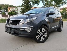 Kia Sportage 2011 2,0CRDi Rebel-xenon,NAVI,park.kamera,ťažné