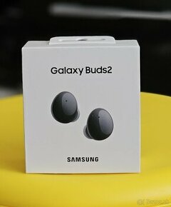 Cisto nove sluchadla Samsung buds 2