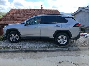 Toyota RAV4 od roku 2019 rezerva