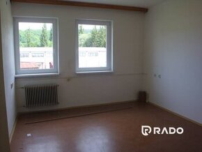 Na prenájom administratívny priestor, 20 m2 , Púchov