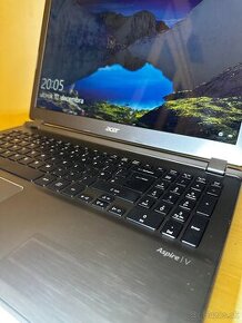 Acer Aspire 5