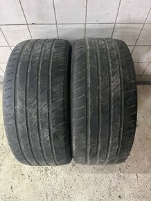 Pneu 245/45 R18