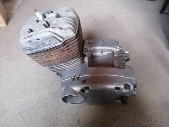 Motor na CZ 175/ 477