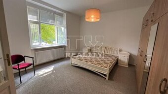 Veľkometrážny 3 - izbový byt Martin - centrum/FOR RENT:...