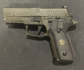 Sig Sauer P229 Legion