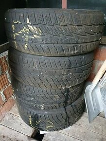 Predam zimne pneumatiky 195/55 R15