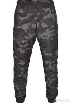 Nové tepláky Camo Track Pants darkcamo veľkosť 2XL