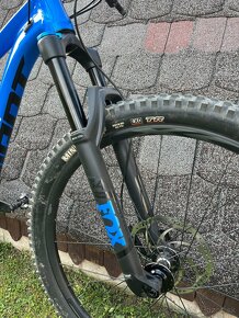 Giant Trance 29 2