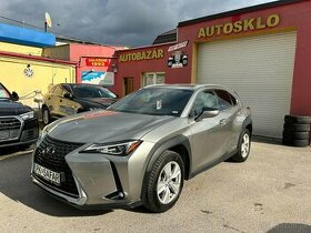 Lexus UX 250 H Business Sport Hybrid rok 2020