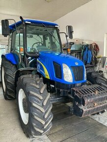 Traktor New Holland TL90A - 1