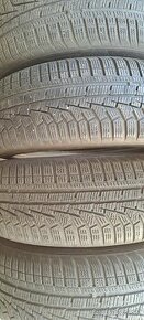 Predám 4ks jazdené zimné 215/60r17-96H Hankook - 1