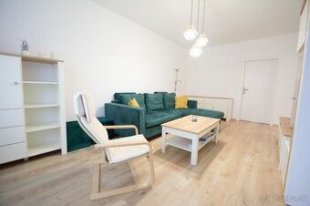 Rezervovaný zariadený 3 izbový byt 68 m2 s loggiou, kompletn