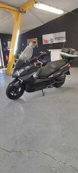 Maxi skúter 125 Kymco