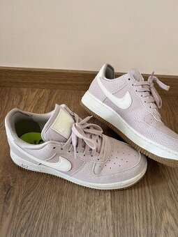 Nike Air Force 38,5