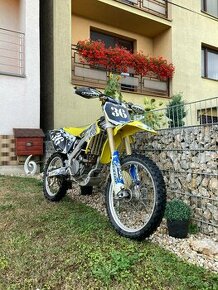 Suzuki rmz 250 - 1