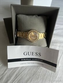 Zlaté GUESS hodinky