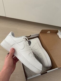 Nike airforce 1 low white