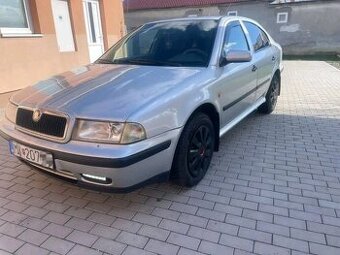 Škodu Octaviu 1.6 Benzin Rok výroby 2000 74Kw