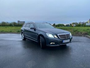 Mercedes Benz E250 - 1