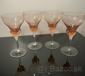 Krásne raritné poháre na víno Zlatý Ďuro 4 kusy