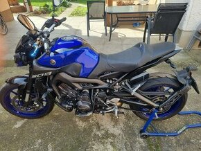 Yamaha MT 09 r.v2018 - 1