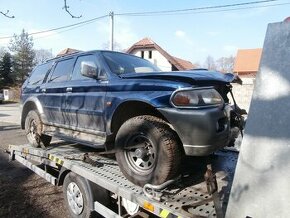 Mitsubishi Pajero Sport - 1