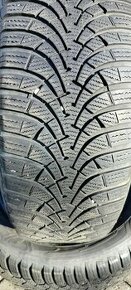 Predám 2 zimné pneumatiky 205/55 R16 91H Goodyear