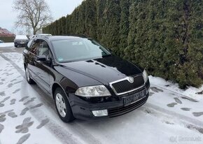 Škoda Octavia 1,6 MPi Tažné , klima Nová STK benzín manuál