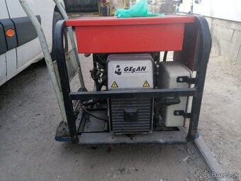 Predam elektrocentralu GESAN 8KW 380voltov