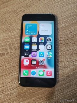 iPhone 7 / 128GB čierny NOVA BATERIA TOP stav - 1