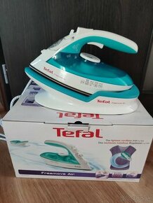 Predám žehličku TEFAL FV6520E0 FREEMOVE AIR - 1