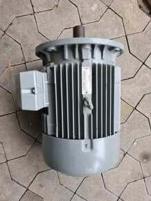 Motor 5.5kw prirubovy