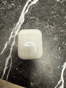 Nabijacie puzdro Apple Airpods 2gen.