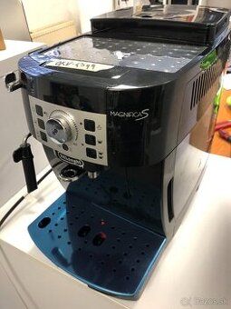 DELONGHI  magnifica 22.110 - 1