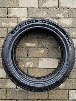 Michelin Pilot Sport 5 215/45 R17 - 1